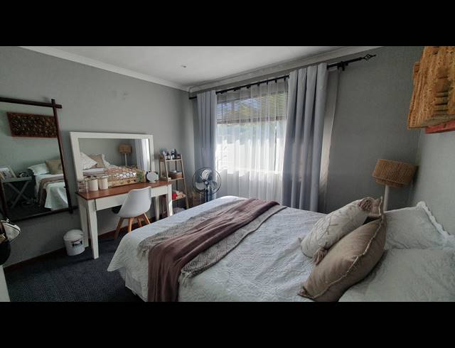 2 BEDROOM SECTIONAL TITLE FOR SALE IN VERWOERDPARK